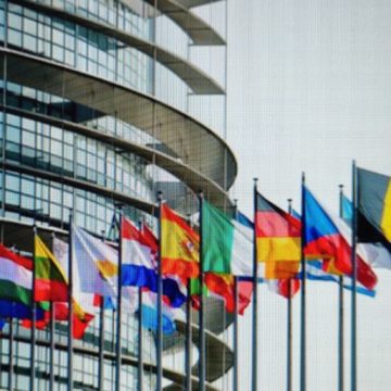 Parlamento europeo, approvate nuove norme per aumentare il riutilizzo dell’acqua. Economia circolare