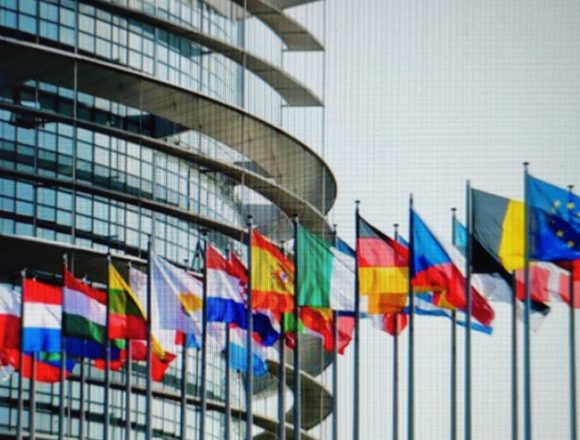 Parlamento europeo, approvate nuove norme per aumentare il riutilizzo dell’acqua. Economia circolare