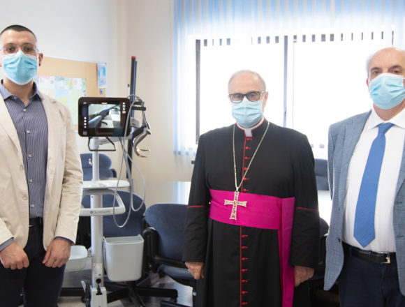 Donato all’ospedale di Castelvetrano un videolaringoscopio. L’impegno della Diocesi di Marzara del Vallo e di Fabio Basone