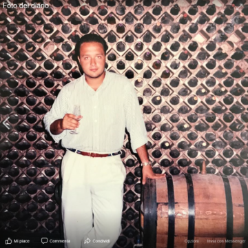 La vecchia foto di Joe Bastianich in una cantina di Marsala scalda il cuore del web