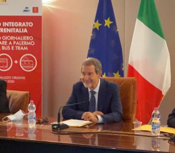 Palermo: arriva il biglietto integrato per treni, bus e tram. Presto anche a Catania e Messina. La presentazione ieri a Palazzo d’Orleans