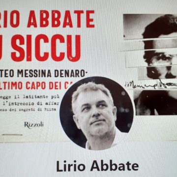 Lirio Abbate presenta il suo libro:”U siccu” questa sera alle ore 21 a Segesta. “Racconto Matteo Messina Denaro, il boss di Cosa Nostra, l’ultimo capo dei capi, un sanguinario violento, un imprenditore invisibile”
