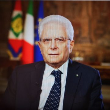 76° Anniversario Sant’Anna di Stazzema. Mattarella:” La memoria degli eventi  più tragici e dolorosi della nostra storia è un richiamo incessante per le coscienze. Non va dimenticato che quanti sottovalutano la violenza, alla fine se ne rendono complici”