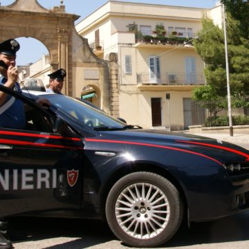 Castelvetrano: aggredisce i carabinieri in manette 43enne