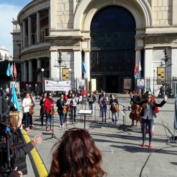 La Women Orchestra, tutta siciliana, sfonda a Tu sì que vales, la trasmissione di Maria De Filippi, con un medley dedicato a Morricone