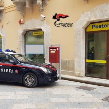 Trapani, dipendenti di poste italiane si appropriano illecitamente di oltre 74000 euro