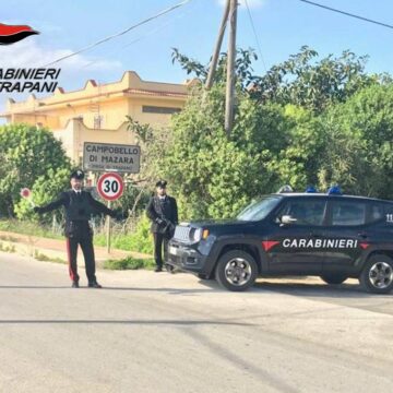 Campobello di Mazara: non si ferma all’alt dei Carabinieri e provoca un incidente con sei auto coinvolte