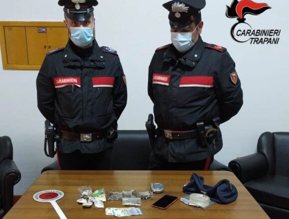 Alcamo, 23enne arrestato dai Carabinieri: era in possesso di droga