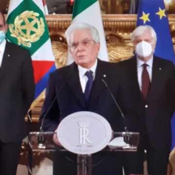 Mattarella: “Un appello a tutte le forze politiche perché conferiscano la fiducia a un Governo di alto profilo”