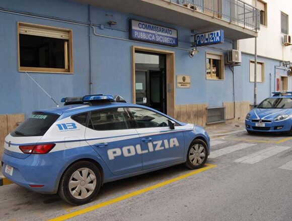 Marsala, la Polizia di Stato arresta un marsalese per resistenza, minacce aggravate e porto abusivo d’arma dopo che aveva tentato di accoltellare un agente