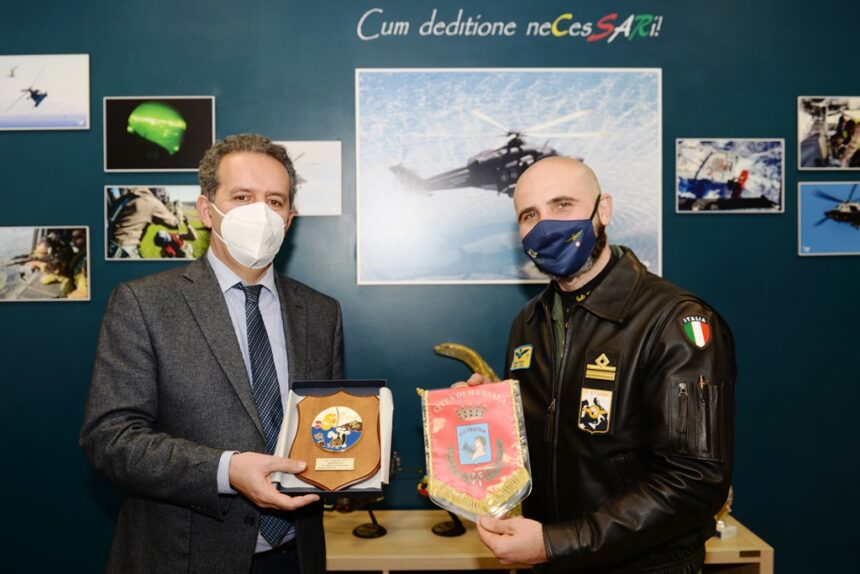 Il sindaco di Marsala, Massimo Grillo, in visita all’82° Centro Combat S.A.R. di Birgi