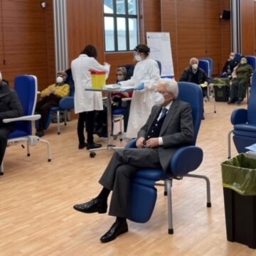 Il Presidente della Repubblica, Sergio Mattarella,oggi  si è vaccinato allo Spallanzani