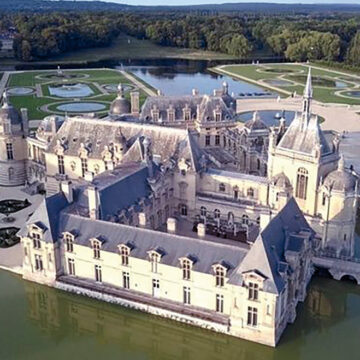 Il Castello di Chantilly ospiterà la quinta edizione del “Premio Internazionale Costa Normanna” presieduto da Giuseppe Di Franco