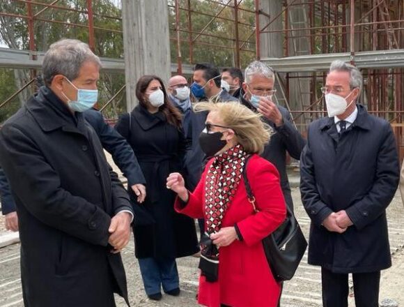 Gela, Musumeci in visita al cantiere del Museo della nave