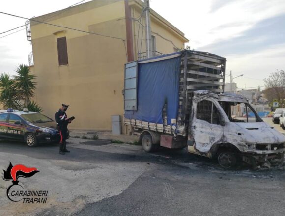 Mazara del Vallo: recapita la testa mozzata di un maiale. Denunciato