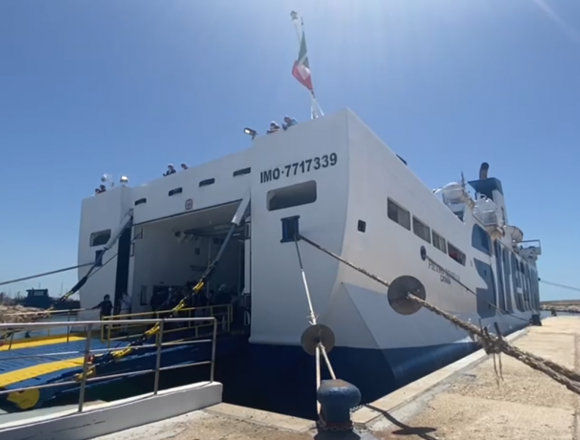 Isole minori, salpa il nuovo traghetto Mazara-Pantelleria. Musumeci: «Segno di rivincita dopo vent’anni»