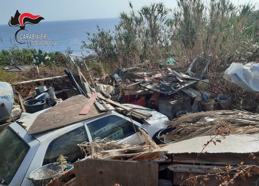 Pantelleria: gestione incontrollata di rifiuti pericolosi. Denunciato un uomo dai Carabinieri