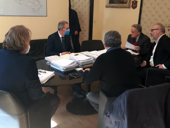 Nuovo lotto di case popolari a Favignana, ieri incontro a Palermo con l’assessore regionale Falcone e il presidente dell’I.A.C.P. di Trapani Scontrino