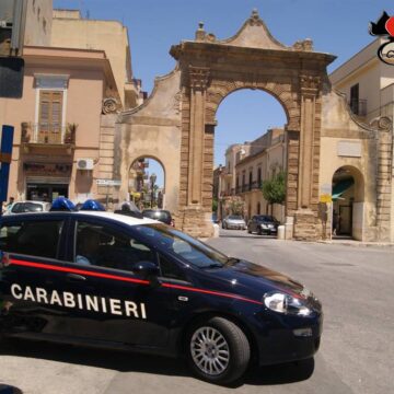 Castelvetrano, rubano ferro da una ditta. Arrestati dai carabinieri