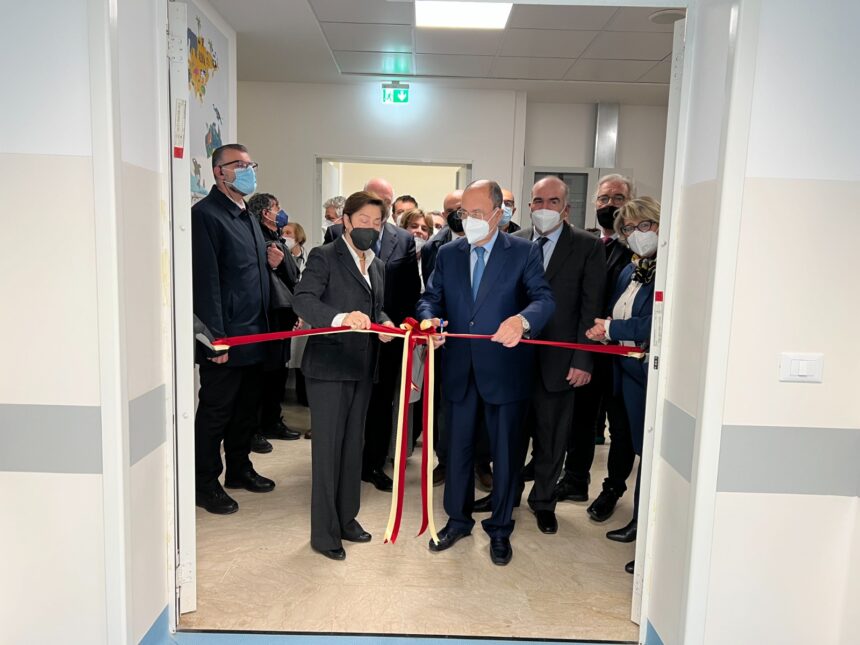 Inaugurati nuovi posti di terapia sub-intensiva all’Ospedale dei Bambini. Schifani: «Il nostro obiettivo è Polo pediatrico di Palermo»