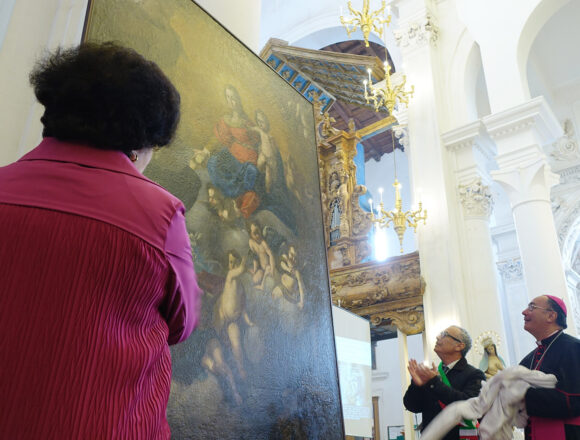 Partanna, torna al suo antico splendore la tela ‘600 di Gerardo Astorino. Il restauro offerto dalla famiglia Ciulla