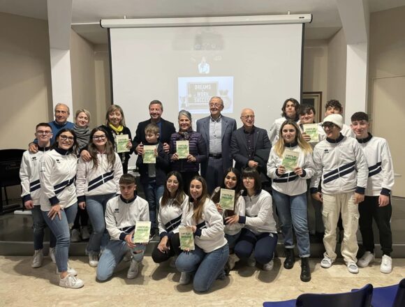 Presentato “L’arte di crescere – Life Skills Training” di Daniele Maiorana Presso l’Istituto di Istruzione Superiore “S. Calvino-G.B. Amico” di Trapani