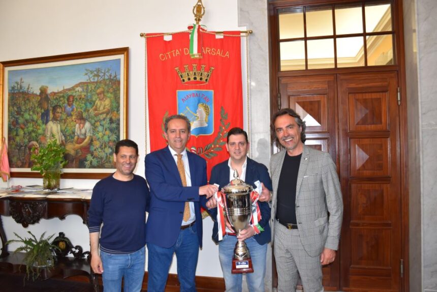 IL MARSALA FUTSAL A PALAZZO COMUNALE. LE CONGRATULAZIONI DELL’AMMINISTRAZIONE GRILLO 