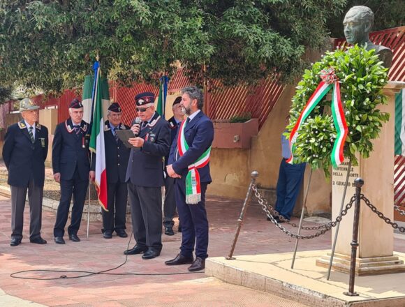 Petrosino, Festa della Repubblica, il sindaco Anastasi: «Oggi abbiamo il dovere di rendere vivi quegli ideali che hanno ispirato un’intera generazione e che hanno portato alla condivisione della nostra Carta Costituzionale»