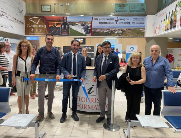 Inaugurato l’info-point turistico gestito dalla pro loco, all’interno dell’aeroporto di Trapani Birgi