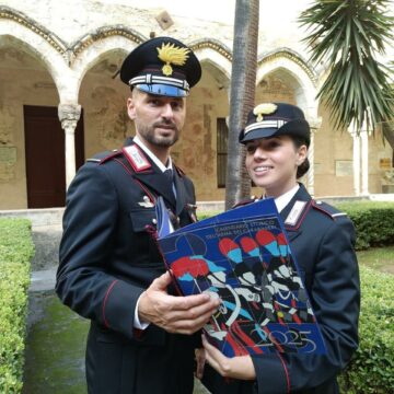 Presentati il Calendario Storico dei Carabinieri, realizzato con il contributo dell’artista Marco Lodola e dello scrittore Maurizio de Giovanni, e dei prodotti editoriali