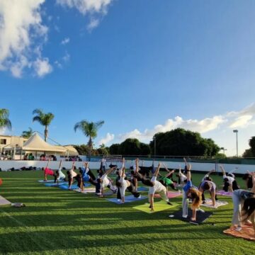 “Doggy Yoga”, Benessere e solidarietà, evento organizzato dal Rotary Club Marsala, dall’Interact Club Marsala e dall’Interact Club Trapani Erice