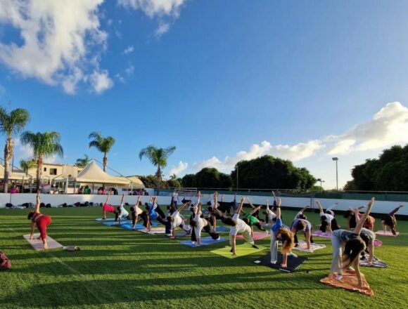 “Doggy Yoga”, Benessere e solidarietà, evento organizzato dal Rotary Club Marsala, dall’Interact Club Marsala e dall’Interact Club Trapani Erice