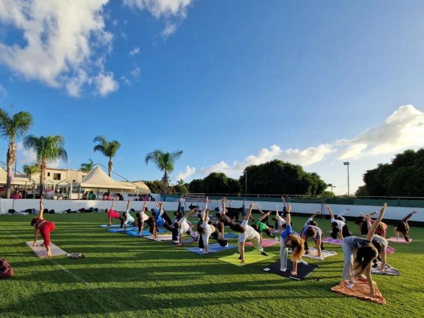 “Doggy Yoga”, Benessere e solidarietà, evento organizzato dal Rotary Club Marsala, dall’Interact Club Marsala e dall’Interact Club Trapani Erice